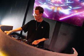 DJ Ximer xin lỗi hành xử sai trái, người vợ trong clip bị bạo hành nói gì?