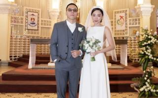 Sau 3 năm giấu kín, Tóc Tiên hé lộ ảnh xịn đám cưới trong nhà thờ tại Đà Lạt: Nhan sắc cô dâu 'đỉnh chóp'!