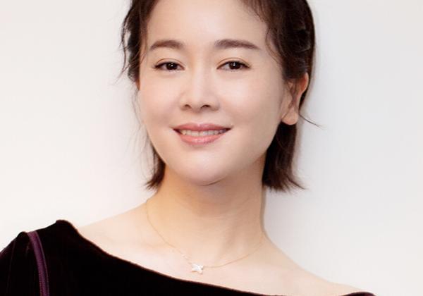 Tả Tiểu Thanh ly dị chồng đại gia