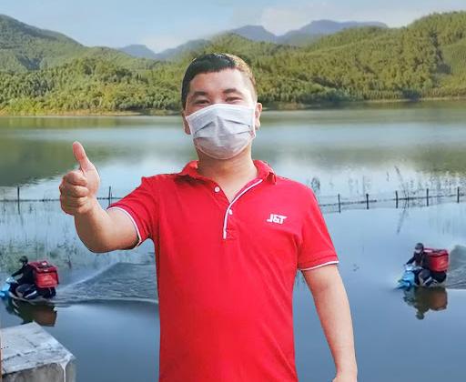 Chuyện chàng shipper thu hút sự chú ý trên mạng xã hội